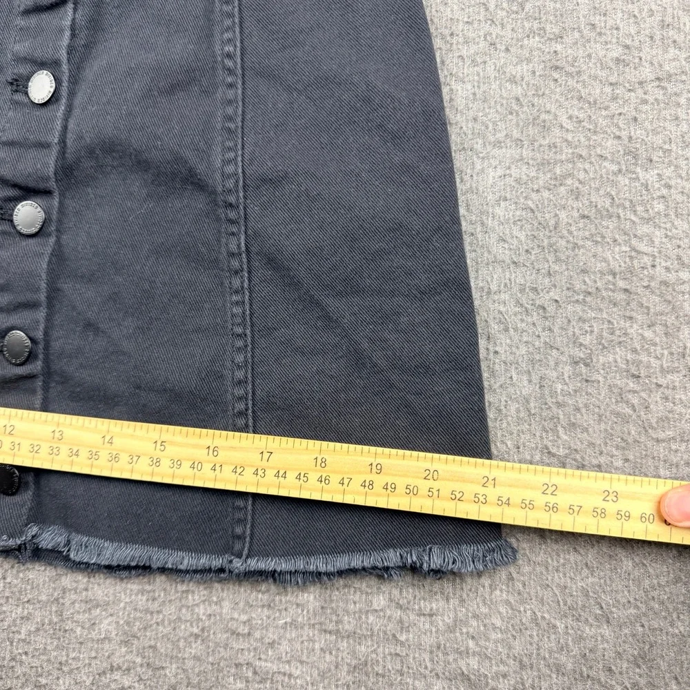 H&M Divided Black Denim Women's 4 Button‎ Front Mini Skirt Raw Hem